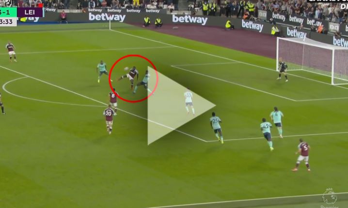 MAGICZNE przyjęcie piłki i gol Antonio na 4-1 z Leicester! [VIDEO]